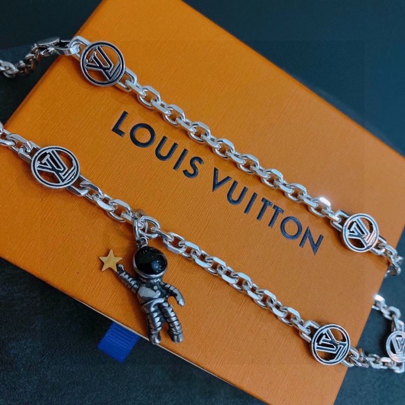 Louis Vuitton Necklaces